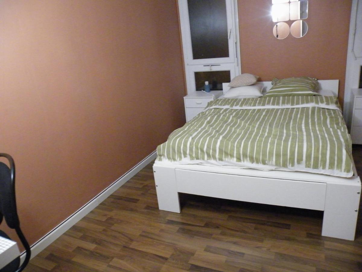 Appartement F3 -Plaisir Moins Cher - Jusqu'A 8Personnes Le Mee-sur-Seine Bagian luar foto
