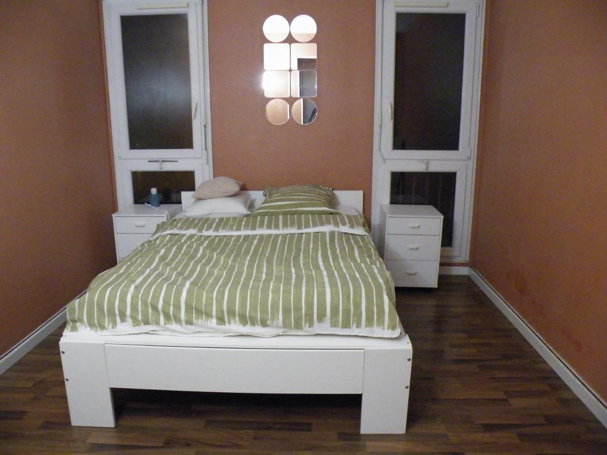 Appartement F3 -Plaisir Moins Cher - Jusqu'A 8Personnes Le Mee-sur-Seine Bagian luar foto
